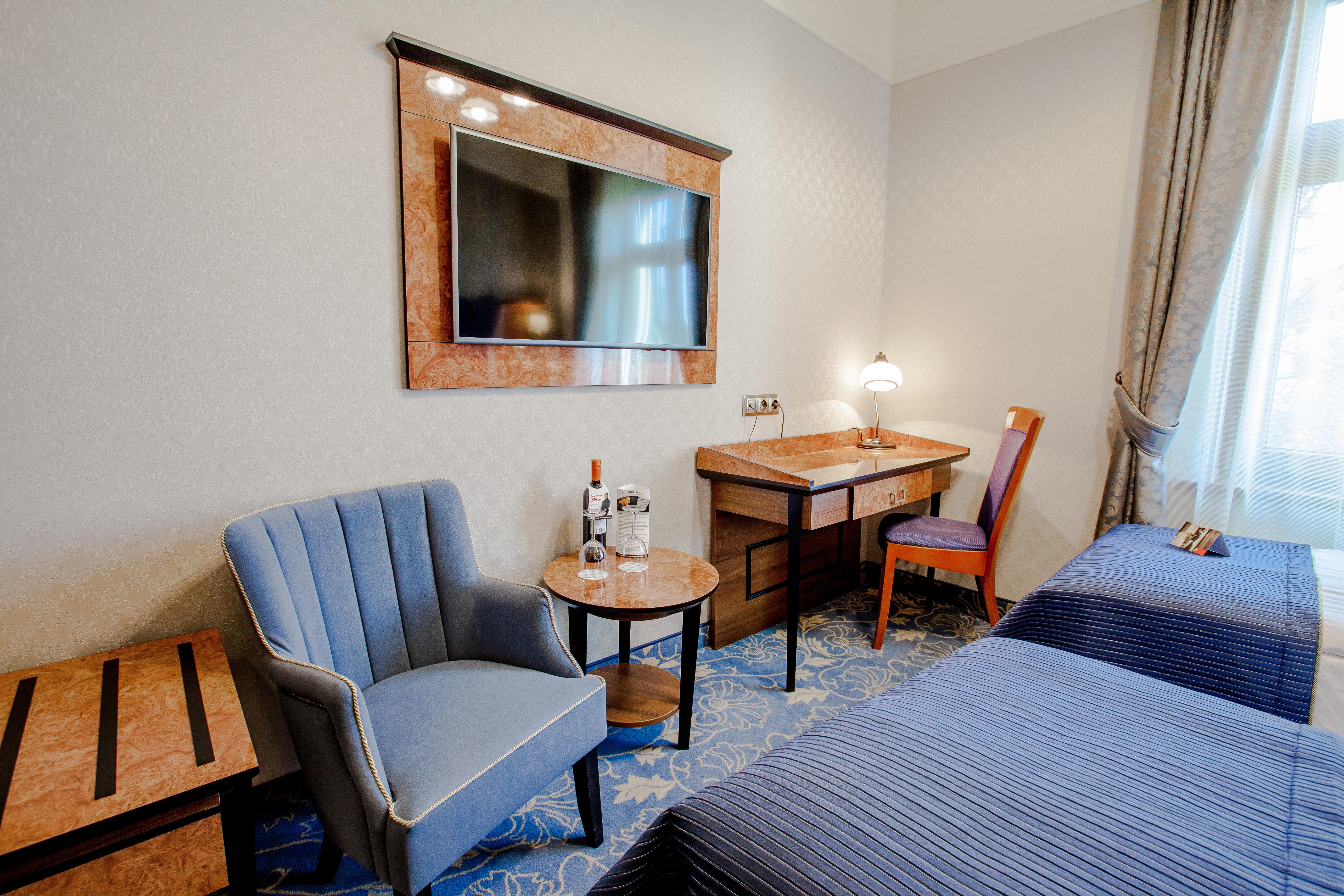 Hotel Diament Plaza Гливице Екстериор снимка