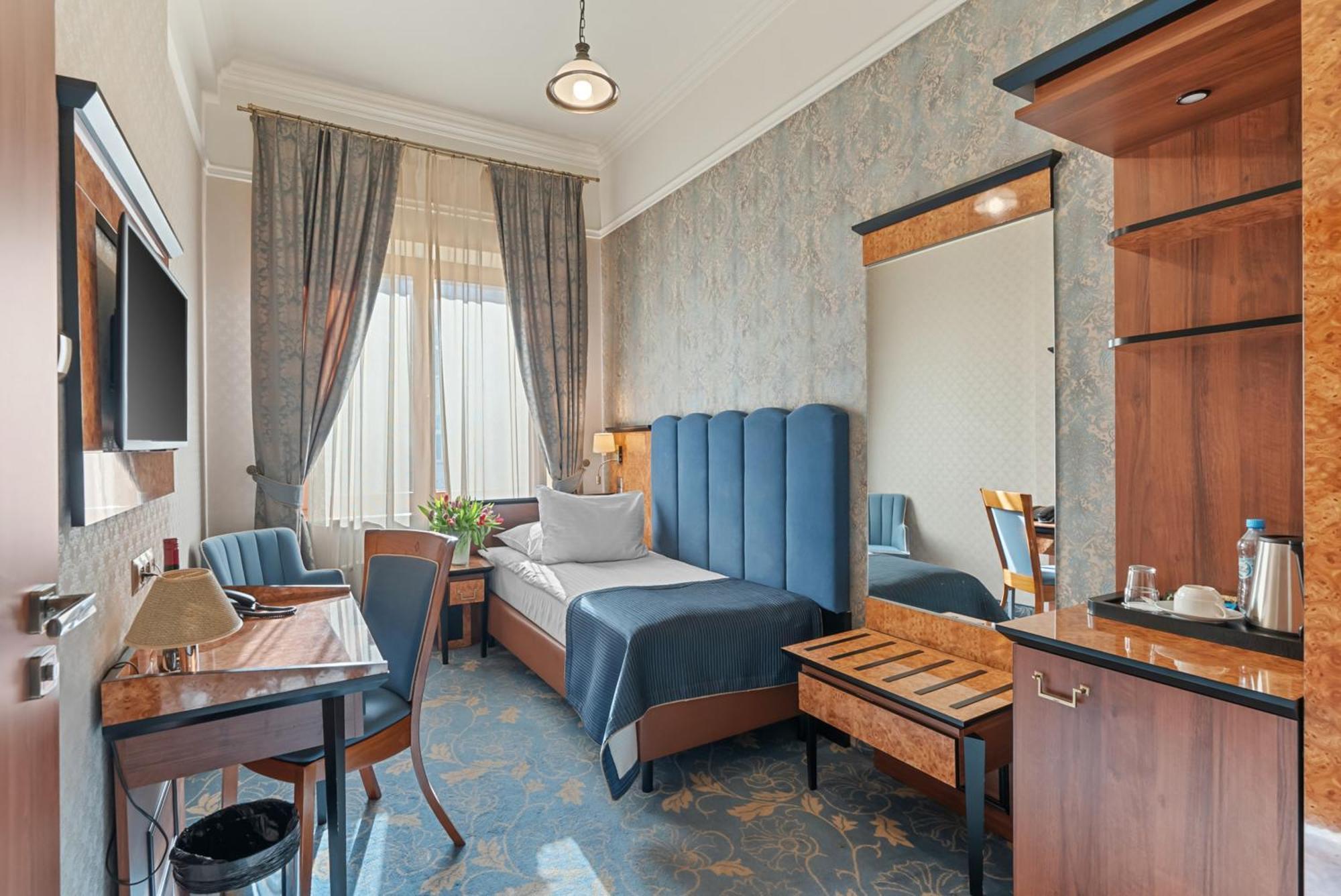 Hotel Diament Plaza Гливице Екстериор снимка
