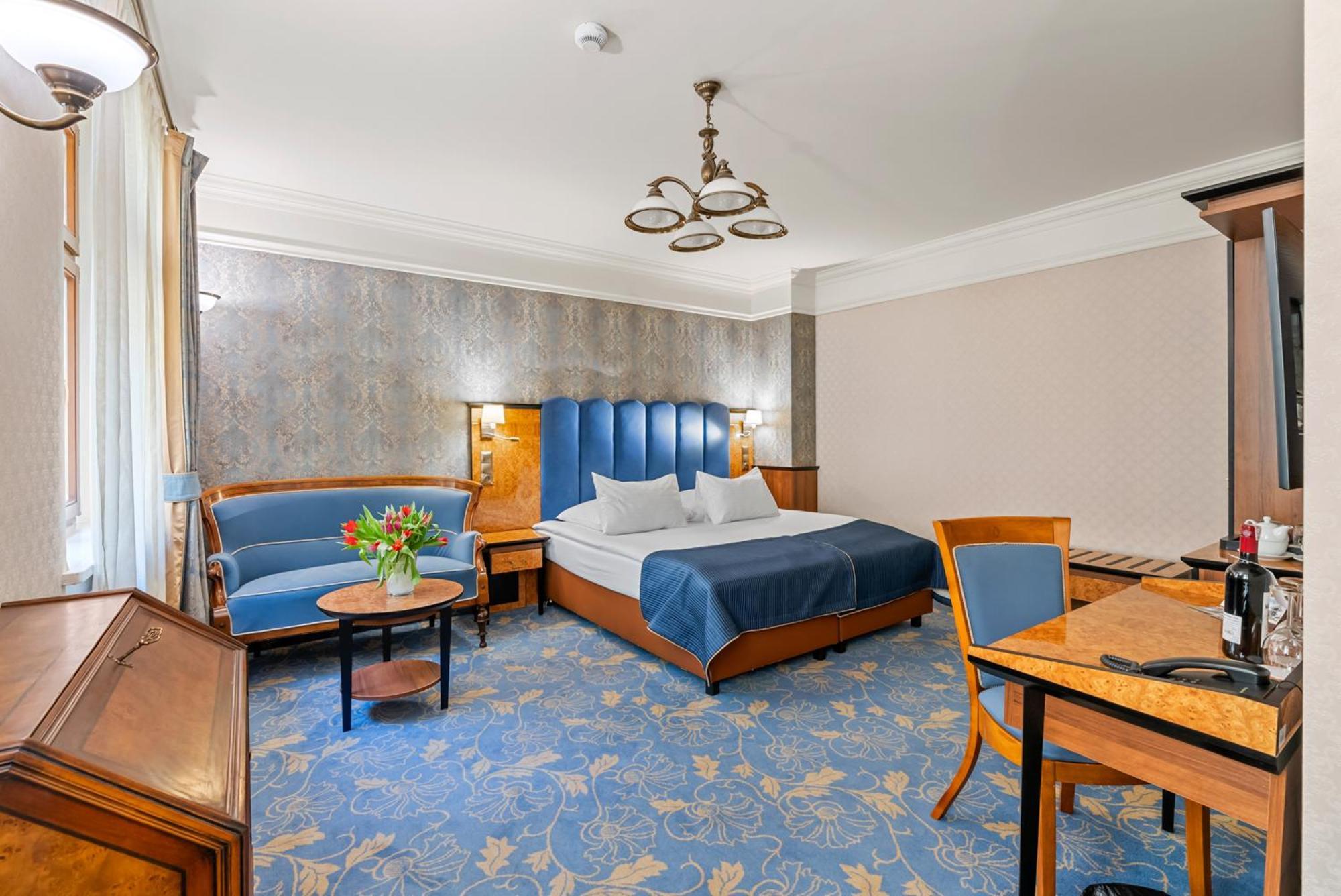 Hotel Diament Plaza Гливице Екстериор снимка