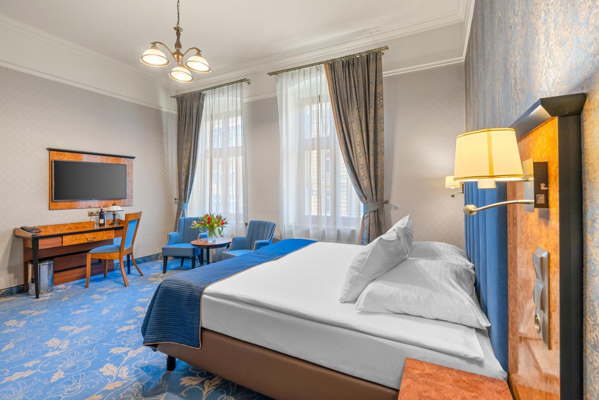Hotel Diament Plaza Гливице Екстериор снимка