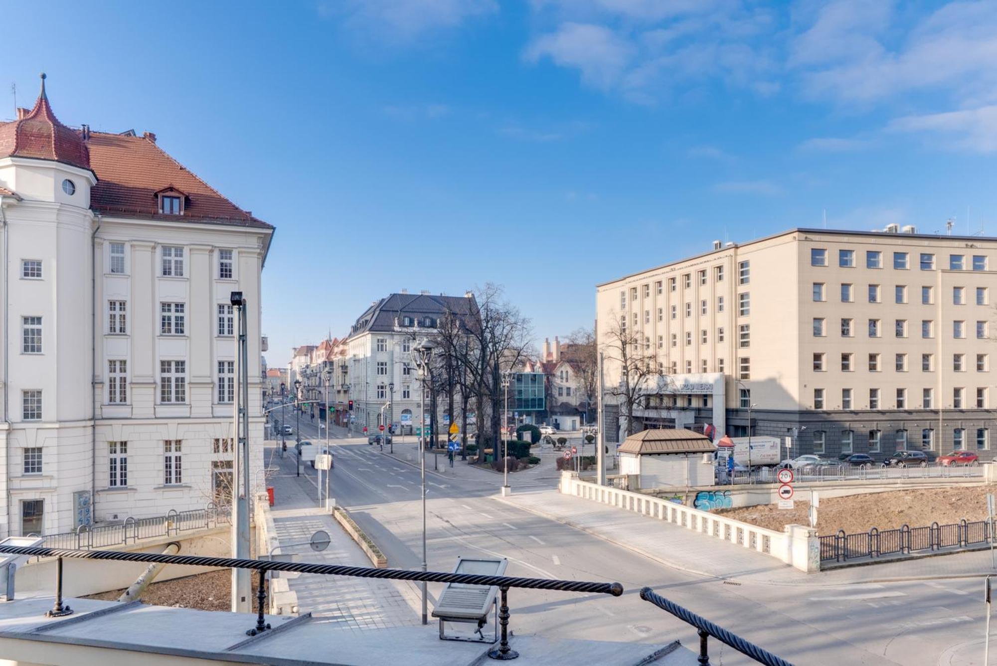Hotel Diament Plaza Гливице Екстериор снимка