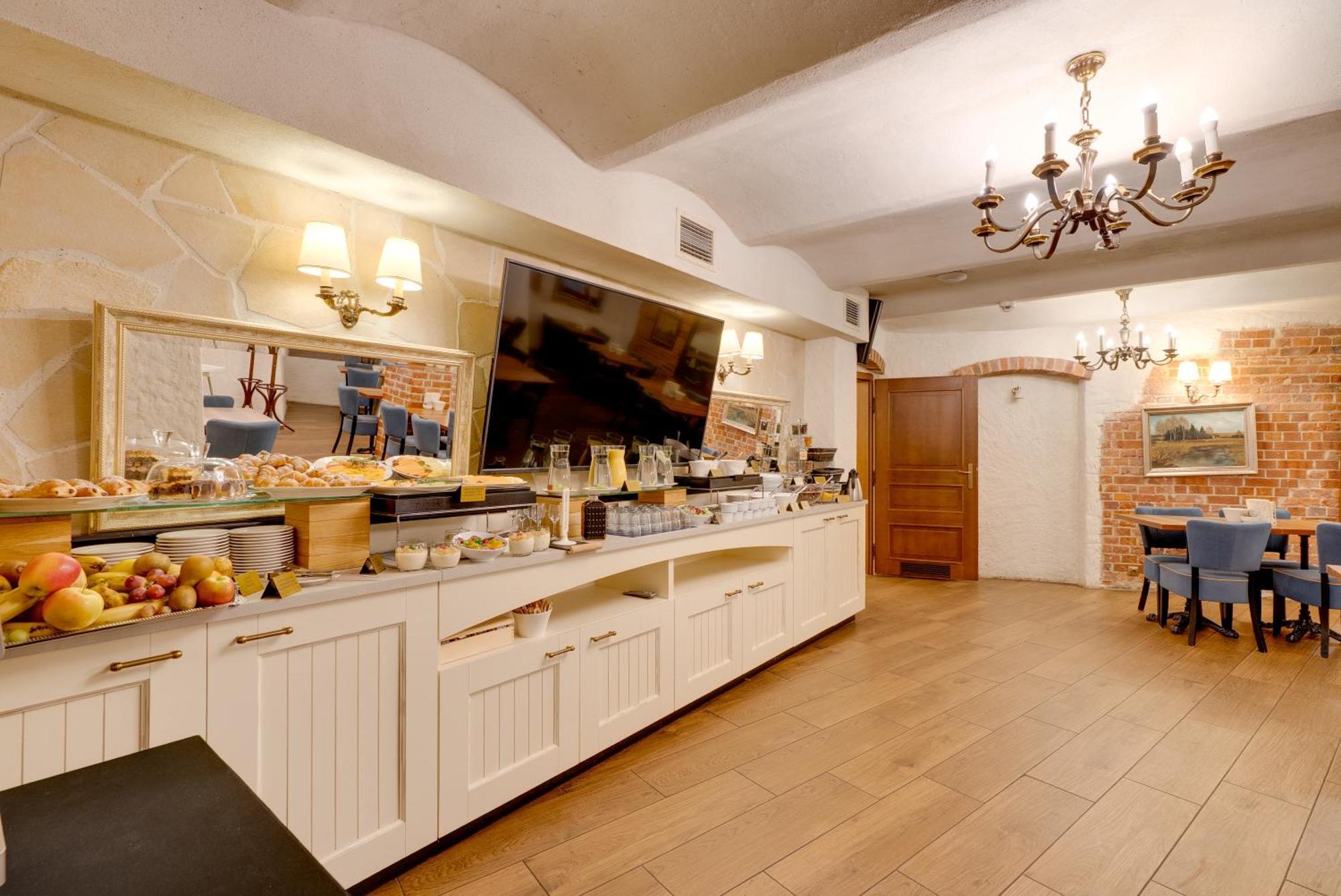 Hotel Diament Plaza Гливице Екстериор снимка