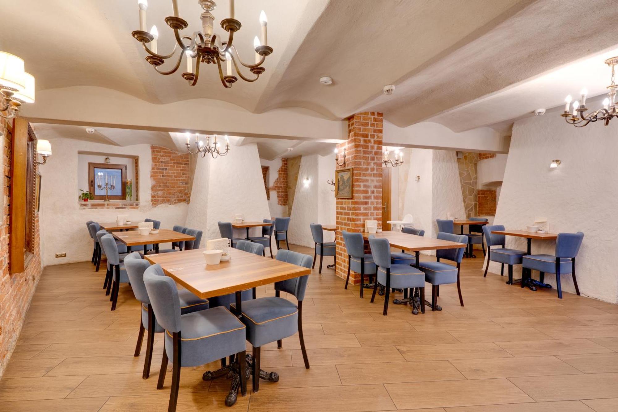 Hotel Diament Plaza Гливице Екстериор снимка