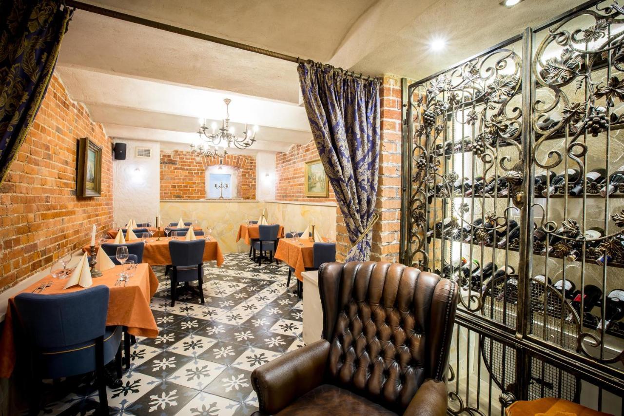 Hotel Diament Plaza Гливице Екстериор снимка